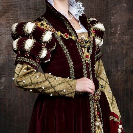 Elizabethan gown closeup